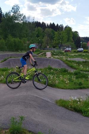 Pumptrack bike skill centrum Hostinné